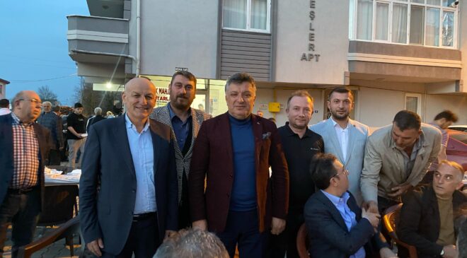 ELMALIK MAHALLESİ’NDE BÜYÜK BULUŞMA: DSP İLÇE BAŞKANI HÜSEYİN BOZ İFTAR DAVETİNDE COŞKUYLA KARŞILANDI!