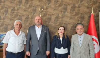 TUNUS VE TÜRKİYE ARASINDA TİCARET KÖPRÜSÜ GÜÇLENİYOR,
