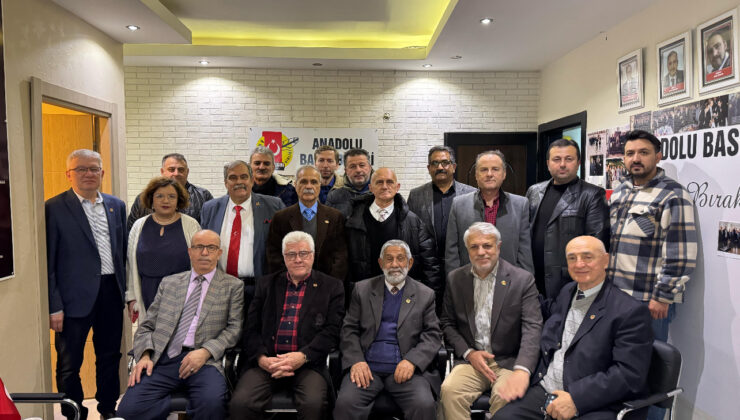 Turhan Akşen Güven Tazeledi: Anadolu Basın Birliği Samsun Şubesi Genel Kurulu Gerçekleştirildi