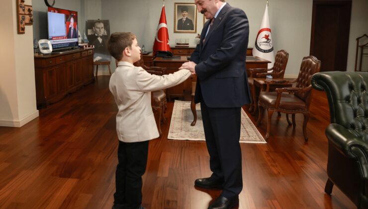 GELECEĞİMİZİN TEMİNATI ÇOCUKLARIMIZ 23 NİSAN’DA MAKAMDA