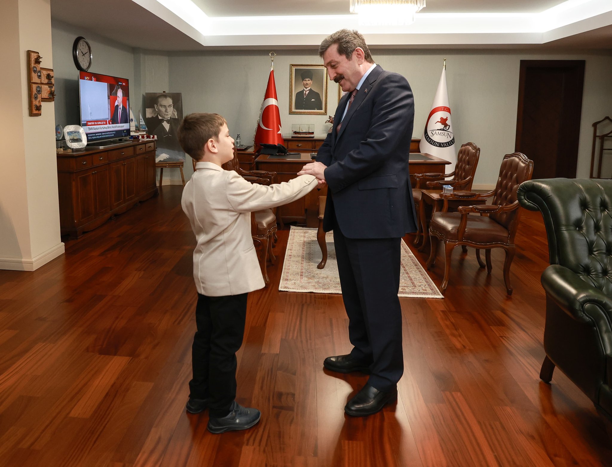 GELECEĞİMİZİN TEMİNATI ÇOCUKLARIMIZ 23 NİSAN’DA MAKAMDA