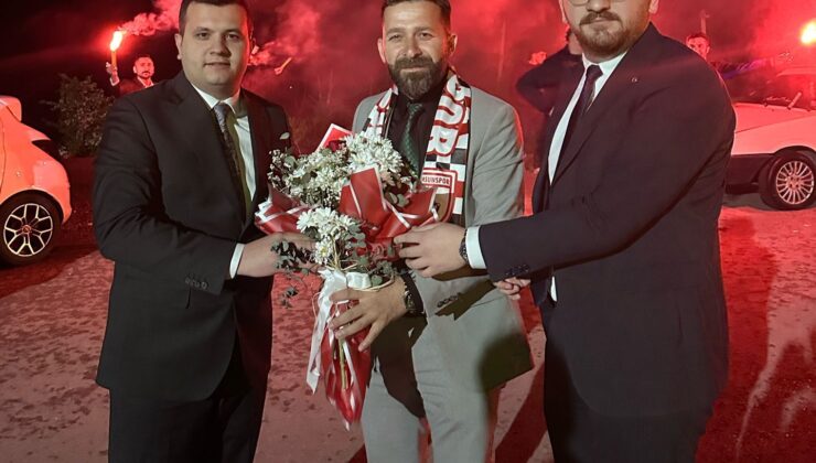 Osman Yılmaz’ın bu anlamlı katkısı, sadece 55 gencin değil; tüm Samsun’un gönlünde yeni bir umut ve ilham oldu.