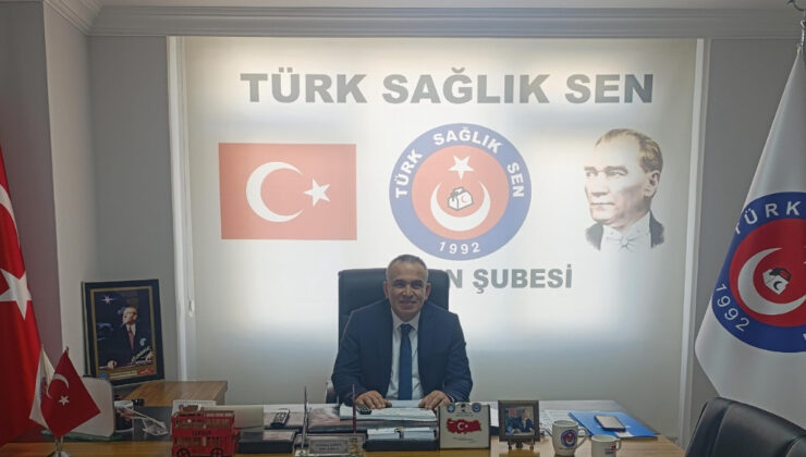 AİLE HEKİMLİĞİNDE ÜCRET KESİNTİLERİ SONLANDIRILMALI  Türk Sağlık-Sen olarak ay başında her sağlık çalışanının ne kadar ücret alabileceğini TEK KALEM MAAŞ önerimizin ne kadar zaruri olduğu, bugünlerde aile hekimliklerinde yaşanan durumlar nedeniyle bir kez daha ortaya çıkmıştır.   6 ay aile hekimliğine gelmeyen vatandaşlar için kesinti yapılması ve aile hekimi ve aile sağlığı çalışanlarının hiçbir sorumluluğu yokken bu durumdan dolayı adeta cezalandırılarak ücretlerinin düşürülmesi kabul edilemezdir.  Bunun yanı sıra ayrıca HYP düzenlemesinin de her çalışanın kendi yaptığı HYP üzerinden sorumlu olacağı bir düzenleme olmaması nedeniyle de mağduriyetin devam ettiği görülmüştür.   Söz konusu bu iki ana mesele başta olmak üzere katsayılar ve memnuniyet oranına bağlı ödemeler gibi çalışanları mağdur eden düzenlemeler, geçtiğimiz hafta Genel Başkanımız Önder Kahveci tarafından Bakan Yardımcısı Doç. Dr. Şuayıp Birinci’ye iletilmiş ve Sayın Bakan Yardımcısı da kısa süre içerisinde yapılacak yeni bir düzenleme ile bu durumun sona ereceğini ifade etmişlerdir.   Fakat henüz herhangi bir düzenlemenin yapılmadığı görülmemektedir. Söz konusu durum Aile hekimleri ve aile hekimliği çalışanlarının ücretlerinde %20’ye varan kayıplara neden olmaktadır.  Böyle bir kayıp kabul edilemezdir. Bakanlık bir an önce gerekli düzenlemeyi yaparak bu mağduriyeti ortadan kaldırmalıdır.   Mesele çok ciddi bir boyuttadır, aile hekimliği çalışanlarının hiçbir sorumluluğu olmamasına rağmen yaşadıkları bu kayıplar sistemin sürdürülebirliğinide tartışmaya açmaktadır. Bakanlık acil olarak düzenleme yapmalı ve bu duruma bir son vermelidir.   Ayrıca Sağlık Bakanlığı tüm çalışanların ücretlerinde her ay yeni bir sürpriz yaparak kesintiler uygulamaktan, çalışanların ekonomilerini belirsizliğe sürüklemekten vazgeçmelidir.    Türk Sağlık-Sen olarak meseleyi tüm platformlarda takip etmeye ve çözüme kadar mücadelemizi sürdürmeye devam ediyoruz ve edeceğiz.
