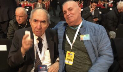 DEGERLI AGABEYIM. AILE DOSTUM. ACIMIZ BÜYÜK: DUAYEN GAZETECİ VE CHP ESKİ GENEL BAŞKANI MEHMET ALTAN ÖYMEN HAYATINI KAYBETTİ