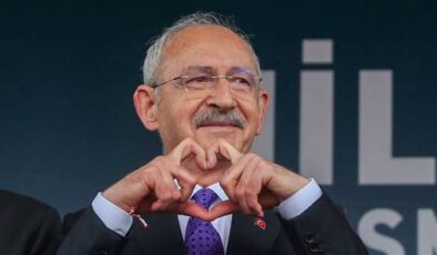 MAHKEME KARARIYLA DÜŞEN İSTANBUL İL KONGRESİ SONRASI SİYASETTE FIRTINA: GÖZLER KURULTAYA ÇEVRİLDİ