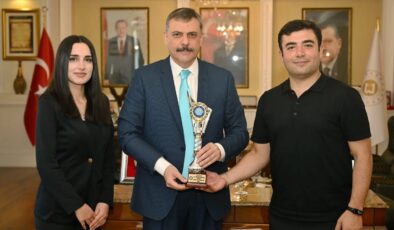 ERZURUM VALİSİ MUSTAFA ÇİFTÇİ, SAĞIRLAR SPOR KULÜBÜ’NÜ KABUL ETTİ: “BU BAŞARI SADECE BİR SPOR GALİBİYETİ DEĞİL, TOPLUMSAL BİR GURURDUR