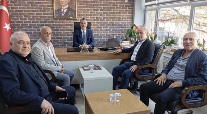 CHP TERME İLÇE BAŞKANINDAN MİLLİ EĞİTİM MÜDÜRÜNE ZİYARET: EĞİTİMİN GELECEĞİ İÇİN ORTAK AKIL