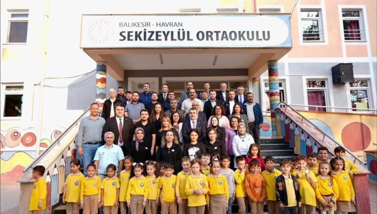 MİLLÎ EĞİTİM BAKANI YUSUF TEKİN’DEN BURSA VE BALIKESİR’DE SÜRPRİZ OKUL ZİYARETLERİ