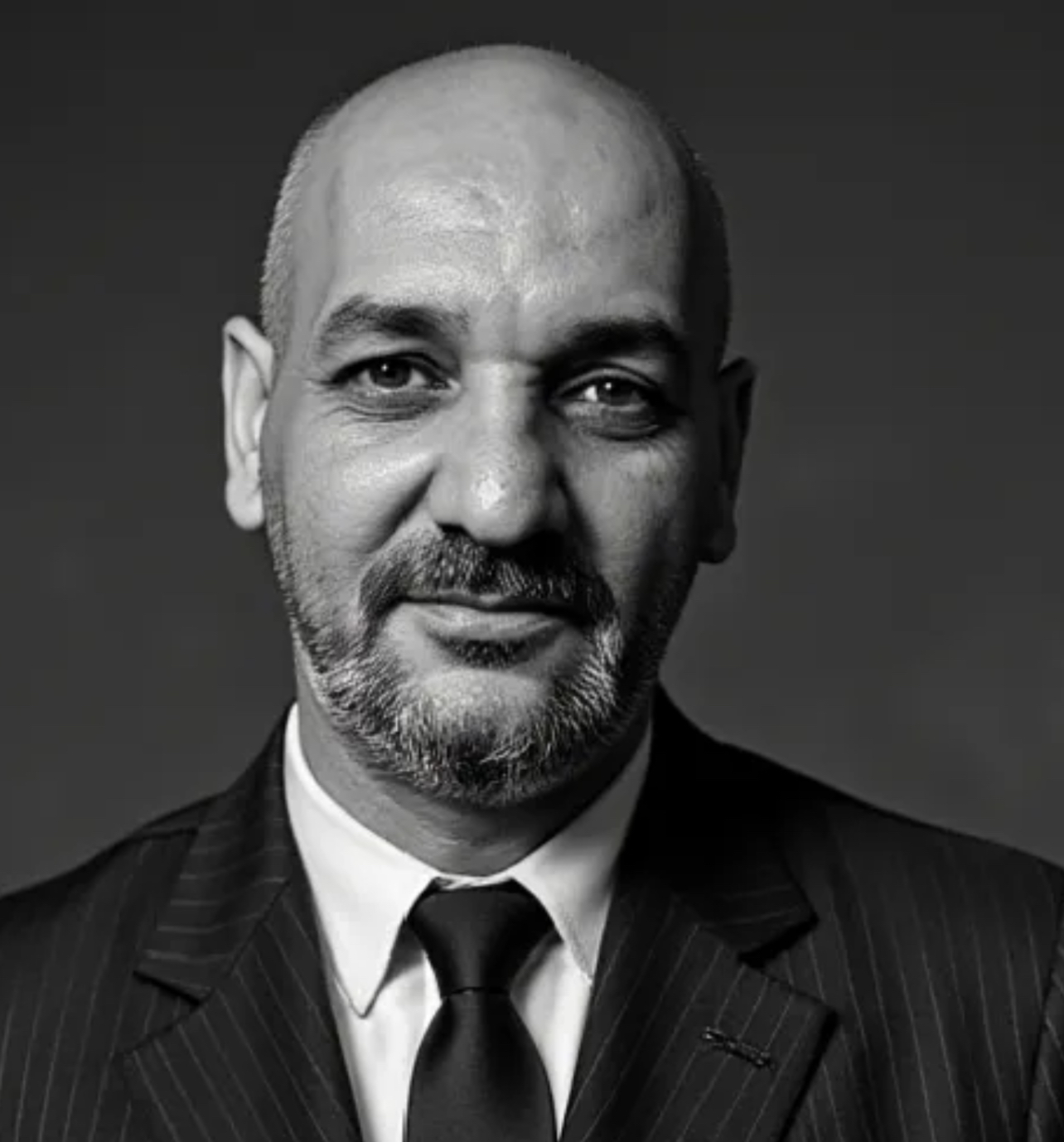 GAZETECİ YAZAR HAKAN DİKMENİN KALEMİNDEN