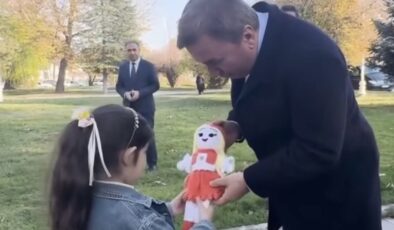 ERZİNCAN’IN MERHAMET VE DEVLET DİLİ: VALİ HAMZA AYDOĞDU  KÜÇÜK BİR YÜREĞİN DOKUNUŞU, BÜYÜK BİR DEVLET ADAMININ KALBİNDE KARŞILIĞINI BULDU