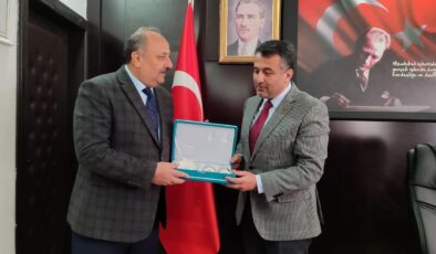 SALIPAZARI’NDA GÜÇLÜ BULUŞMA