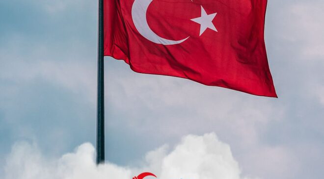 ALKON’dan Kamuoyuna Açıklama: “Bayrağa Yönelik Saldırı Girişimi Kabul Edilemez”