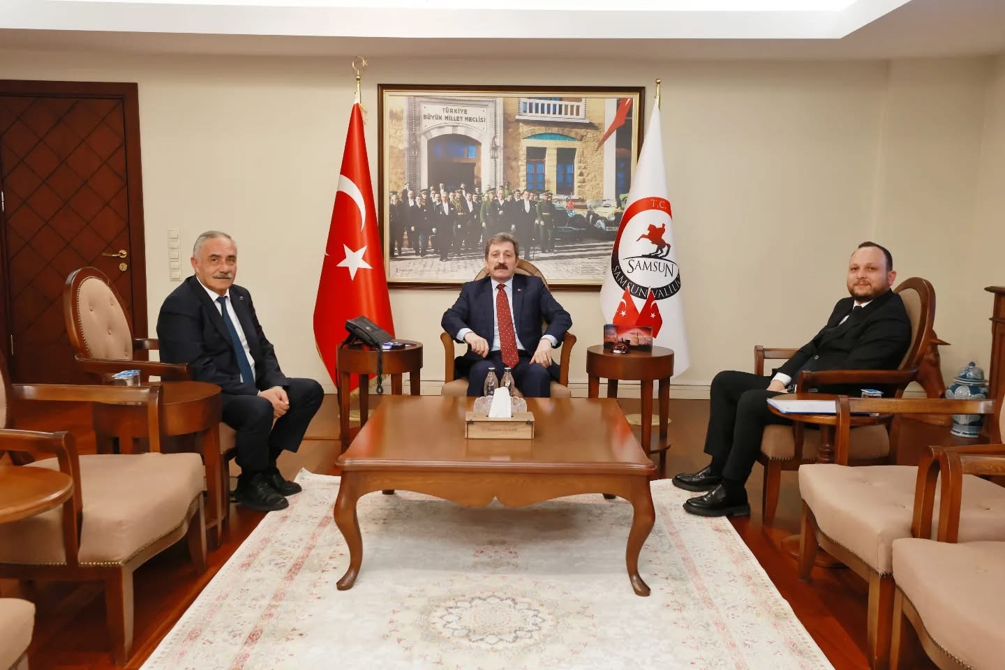 BAŞKAN HACI EYÜP GÜLER’DEN SAMSUN VALİSİ ORHAN TAVLIYA ZİYARET