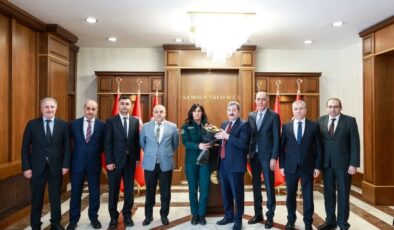 Samsun Valisi Sayın Orhan Tavlı’nın başkanlığında, Orta Karadeniz Gümrük ve Dış Ticaret Bölge Müdürlüğü sorumluluk alanında yer alan illerin dış ticaret faaliyetlerine ilişkin değerlendirme toplantısı gerçekleştirildi.