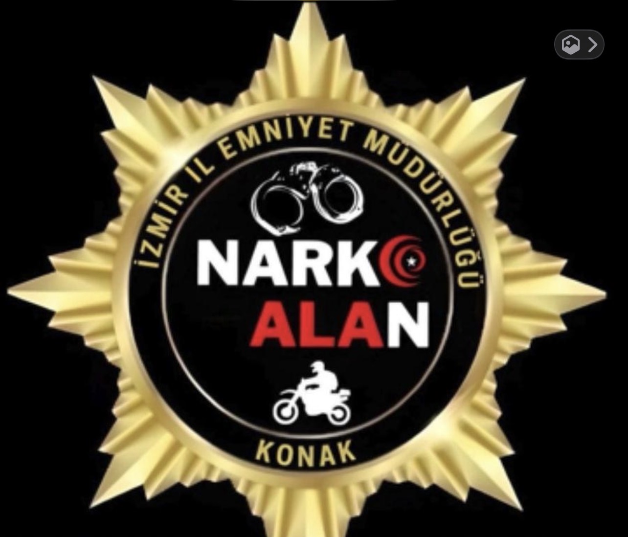 KONAK İLÇESİNDE 10 ADRESE EŞ ZAMANLI UYUŞTURUCU OPERASYONU: YARIM MİLYONA YAKIN SENTETİK ECZA ELE GEÇİRİLDİ