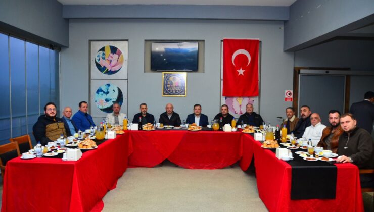 TERME İŞ DÜNYASI MUHARREM ÇELİK ETRAFINDA KENETLENİYOR SADAKATHABER MEDYA TERMESONDAKİKA GAZETESİ TERMETV. COM GLOBALBAKIŞ. COM TURANINSESİ. COM