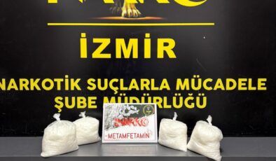 SADAKATHABER MEDYA | ÖZEL HABER  İZMİR TEMSİLCİSİ: İPEK NEZİR  İZMİR’DE ZEHİR TACİRLERİNE DARBE  KARGO GÖNDERİSİNDE 9 KİLO 620 GRAM METAMFETAMİN ELE GEÇİRİLDİ