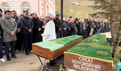 ESRA ÖĞRETMEN GÖZYAŞLARI İLE UĞURLANDI