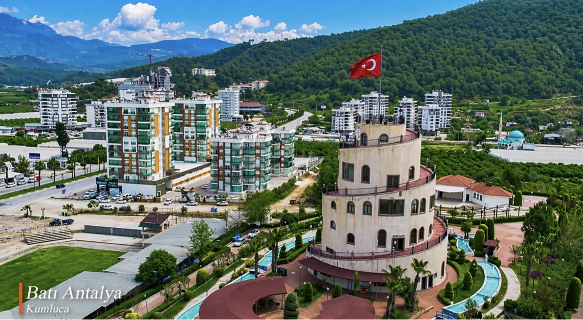 KUMLUCA’DA HİZMET SANCISI Vatandaş Çözüm, Siyaset “Algı” Diyor!