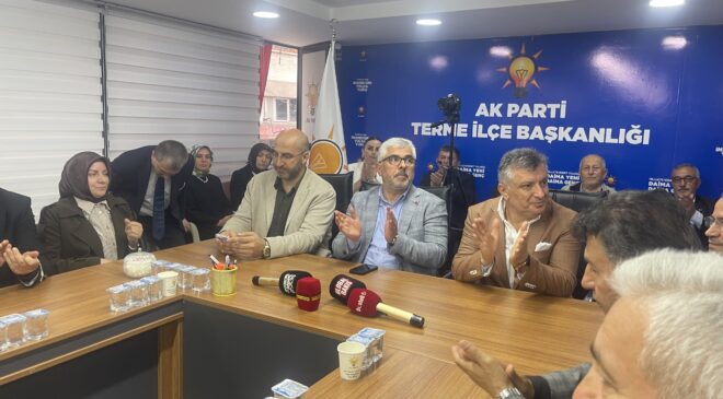 AK Parti Samsun Milletvekili Ersan Aksu, Kurban Bayramı dolayısıyla Terme’de düzenlenen bayramlaşma programında vatandaşlarla ve teşkilat mensuplarıyla bir araya geldi.