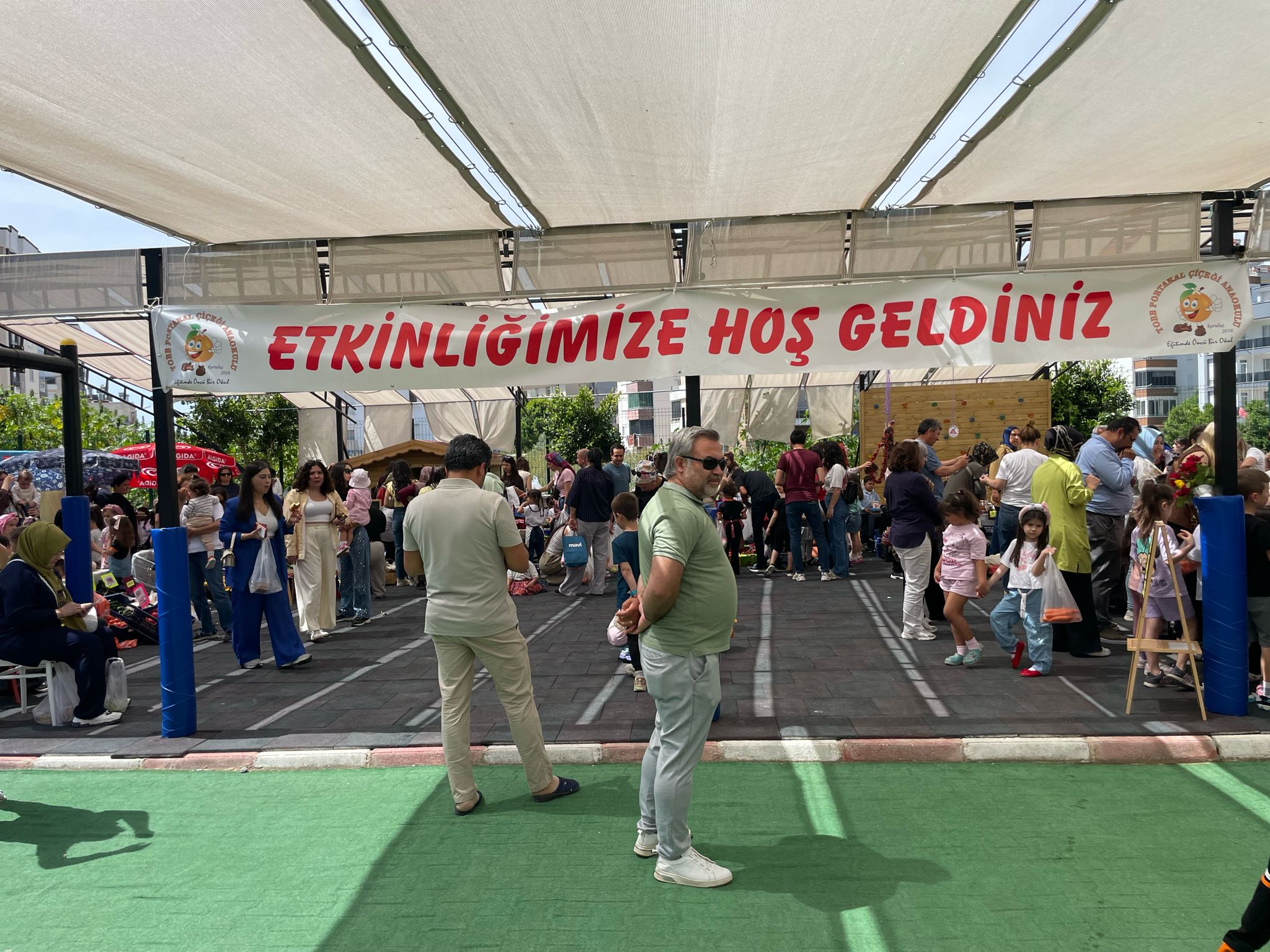 MİNİK ELLERDEN DEV DESTEK