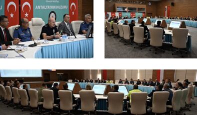 ANTALYA’DA GÜVENLİK VİZYONU MASAYA YATIRILDI  Haftalık Değerlendirme Toplantısında Huzur ve Güvenliğin Yol Haritası Ele Alındı  Sadakat Haber Medya | Cemal Peker