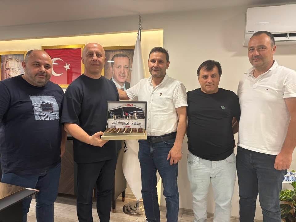 YAŞAR MAKİNA SANAYİ  OLARAK  AK PARTİ TERME İLÇE TEŞKİLATINA ANLAMLI ZİYARAET
