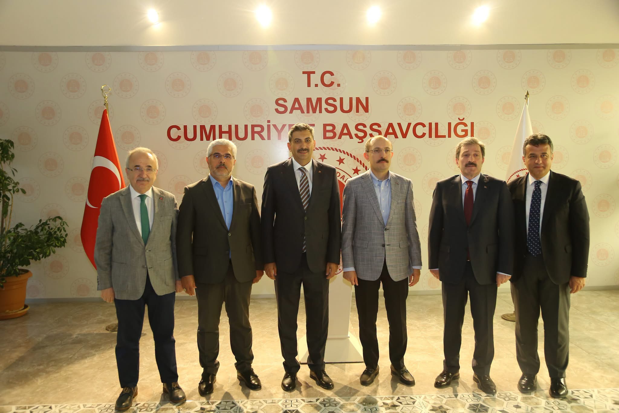 Samsun’da Yargıya Güçlü Destek Mesajı  Devlet Protokolünden Cumhuriyet Başsavcısı Mustafa Çakmak’a Hayırlı Olsun Ziyareti