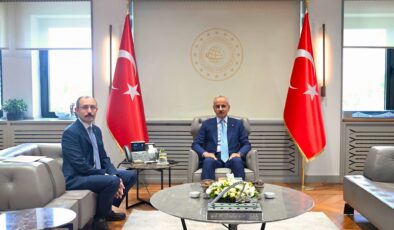 SAMSUN İÇİN GÜÇ BİRLİĞİ  Bakan Abdulkadir Uraloğlu ile Mehmet Muş’tan Türkiye Yüzyılı Vizyonuna Ortak Mesaj
